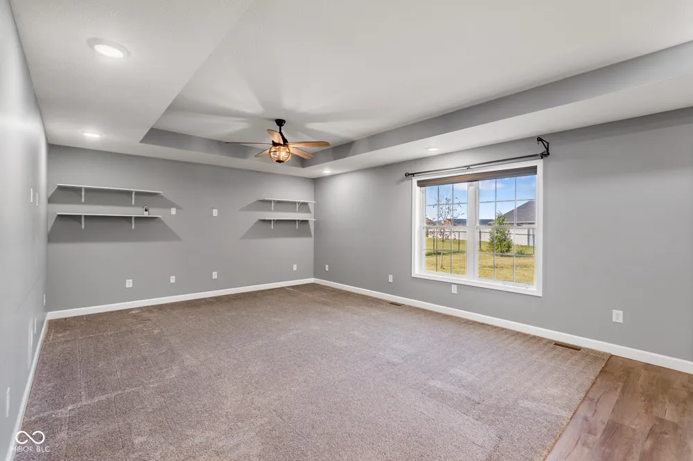 1604 E Bell Ford Drive Seymour, IN 47274