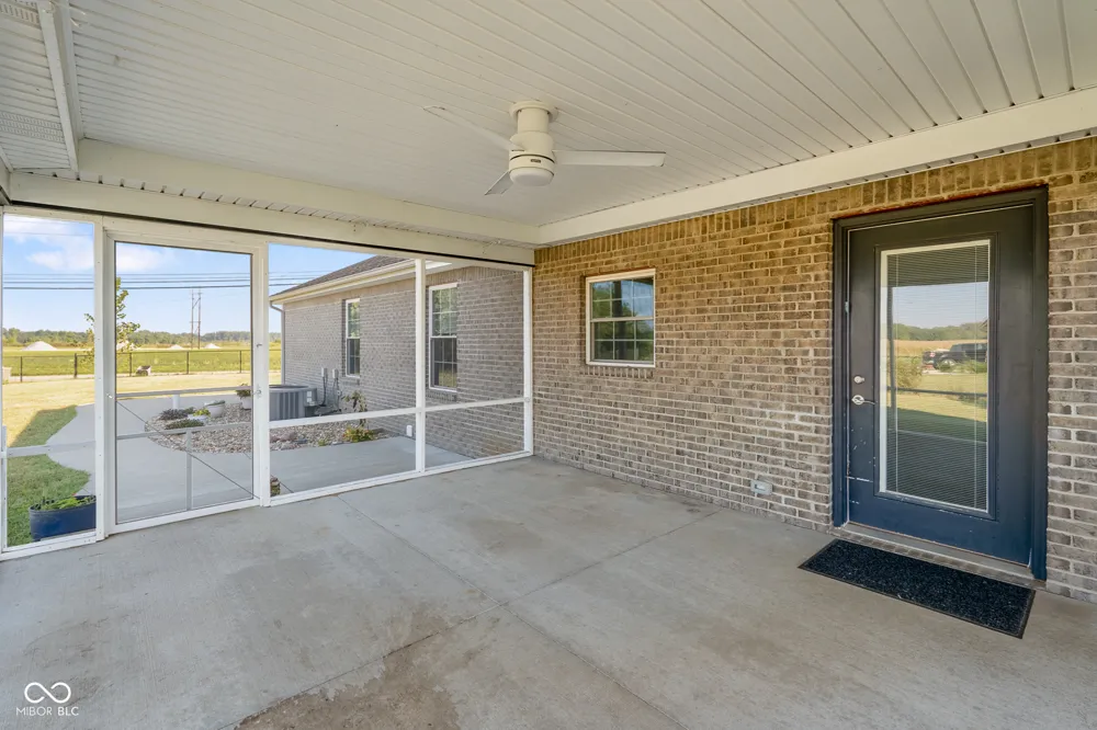 1604 E Bell Ford Drive Seymour, IN 47274