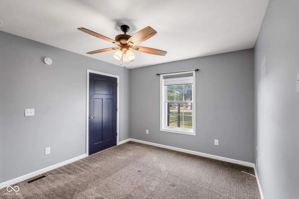 1604 E Bell Ford Drive Seymour, IN 47274