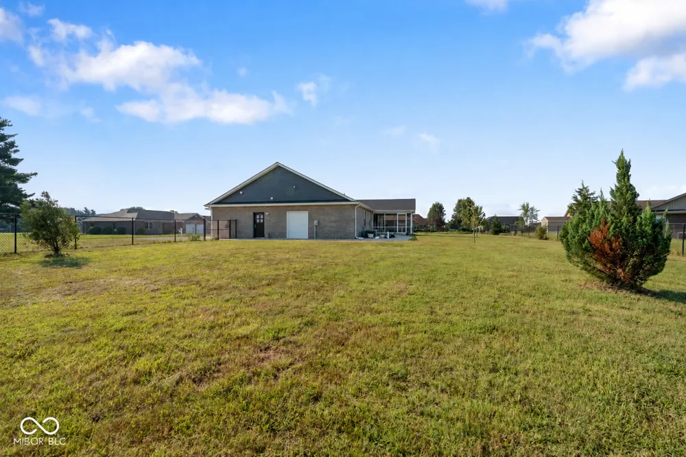 1604 E Bell Ford Drive Seymour, IN 47274