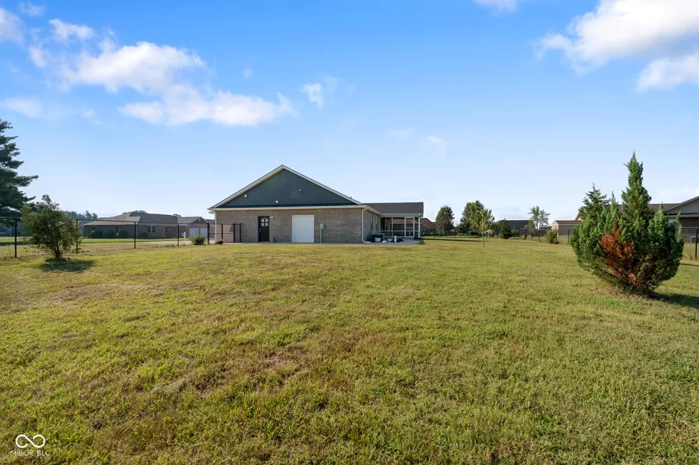 1604 E Bell Ford Drive Seymour, IN 47274