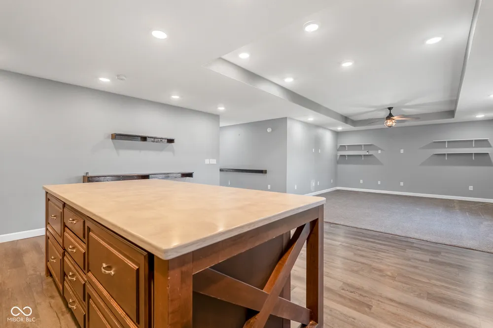 1604 E Bell Ford Drive Seymour, IN 47274