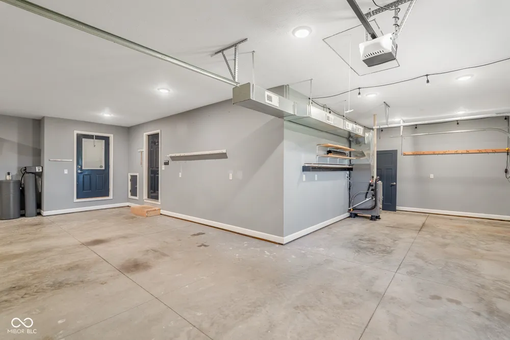 1604 E Bell Ford Drive Seymour, IN 47274