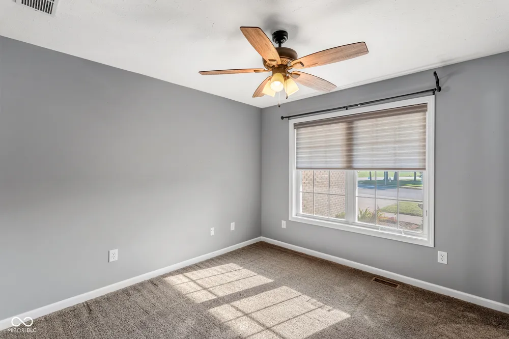 1604 E Bell Ford Drive Seymour, IN 47274