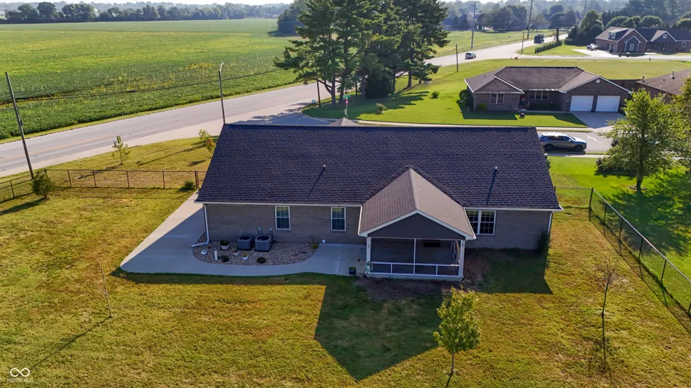 1604 E Bell Ford Drive Seymour, IN 47274