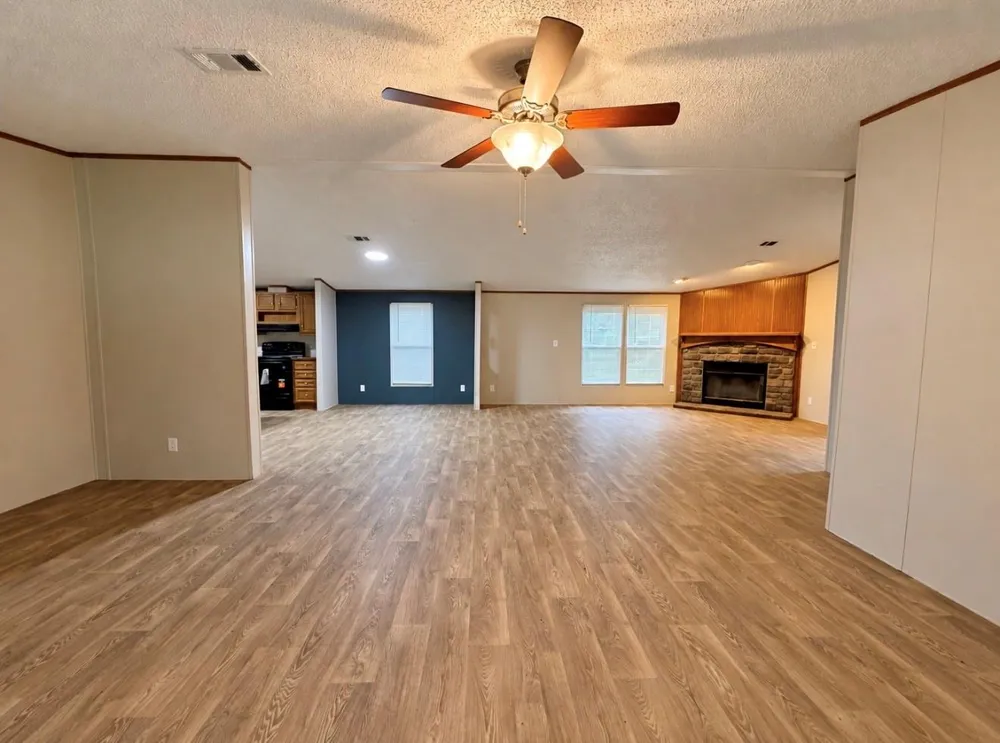 1755 Fox Drive Vidor, TX 77662