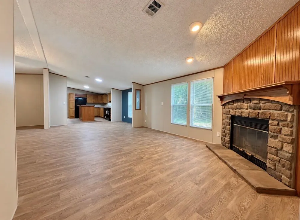 1755 Fox Drive Vidor, TX 77662