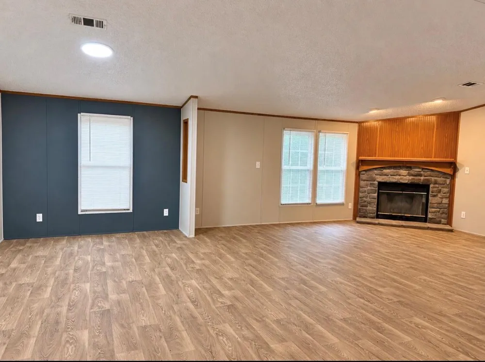 1755 Fox Drive Vidor, TX 77662
