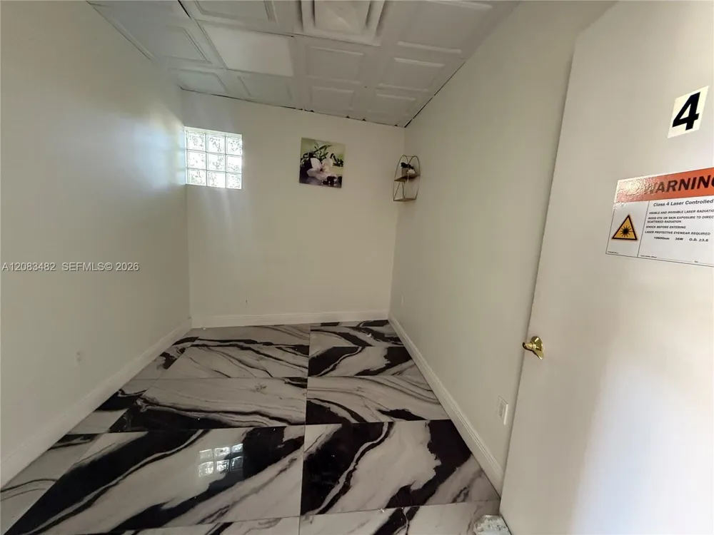 447 S Federal Hwy Deerfield Beach, FL 33441