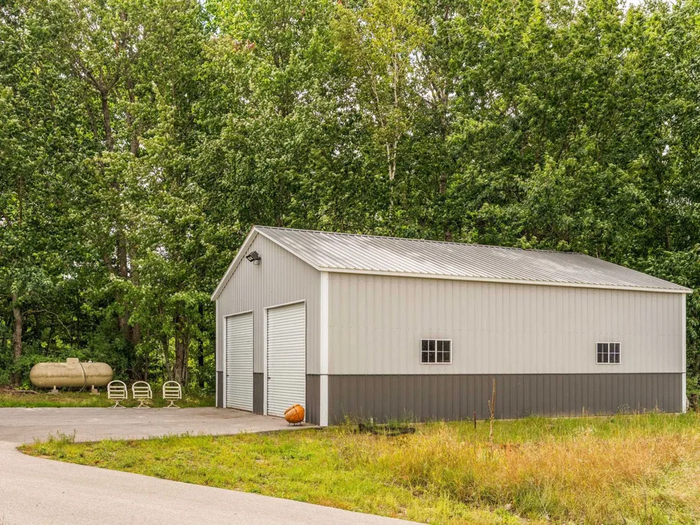 2229 S Loxley Road Roscommon Township, MI 48629