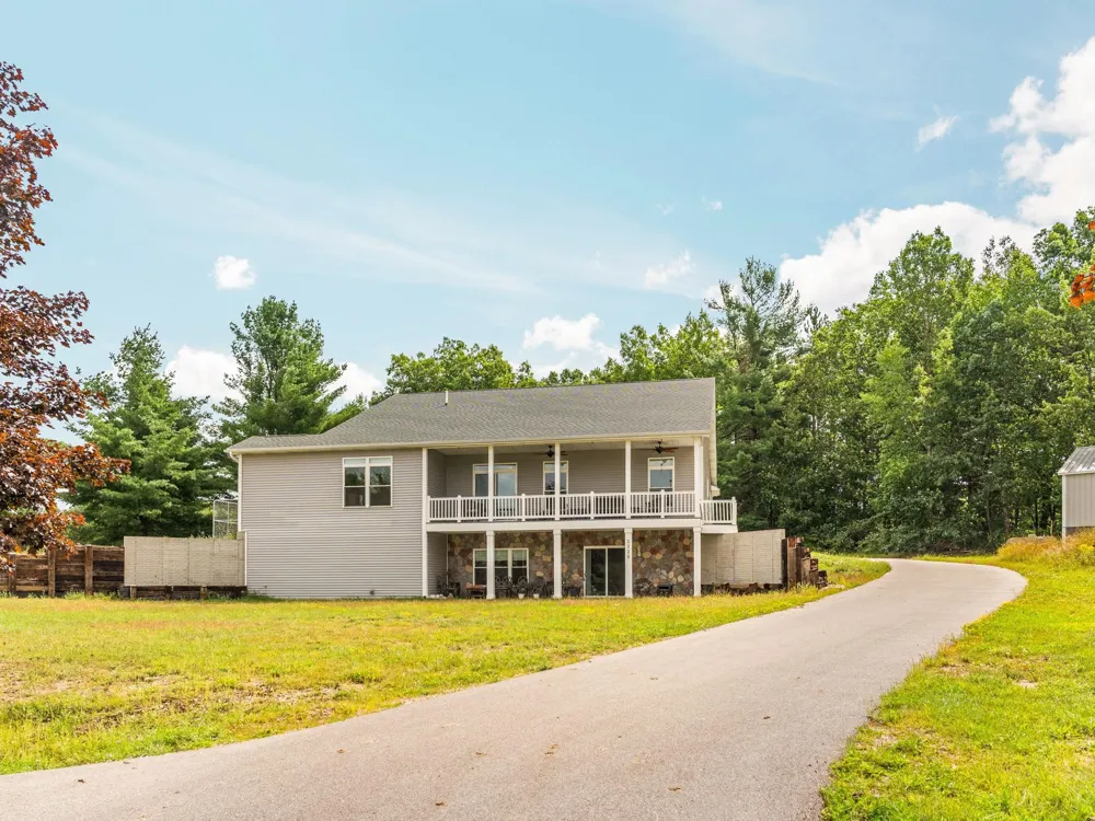 2229 S Loxley Road Roscommon Township, MI 48629