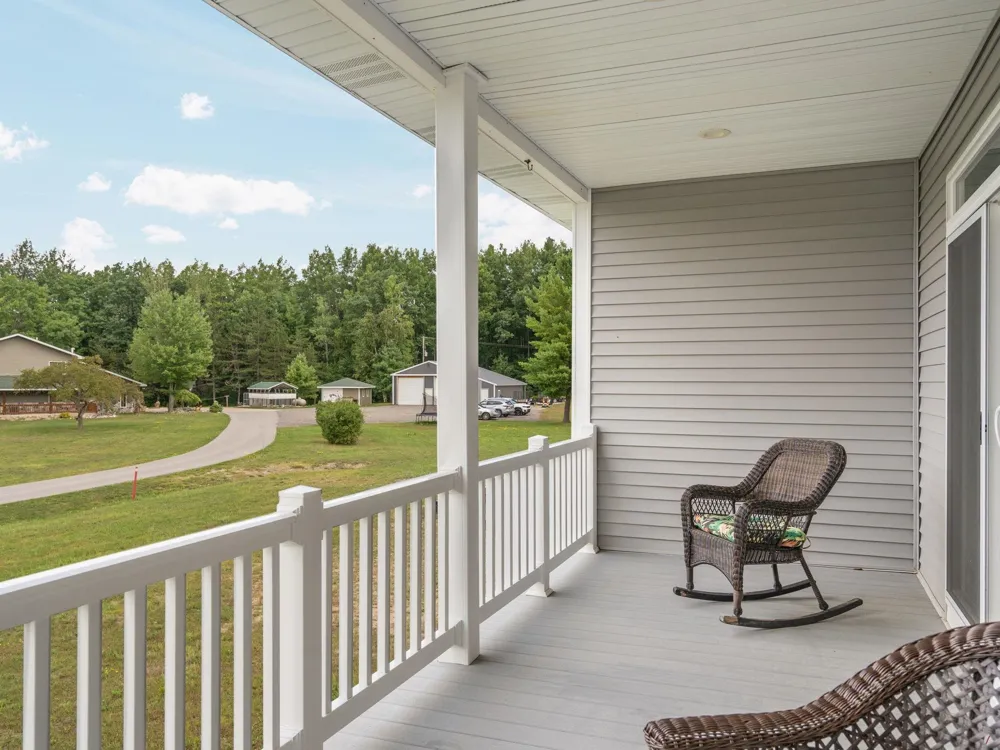2229 S Loxley Road Roscommon Township, MI 48629