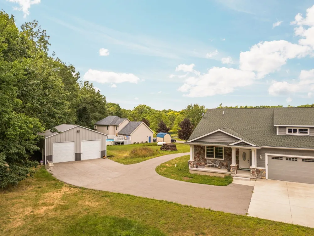 2229 S Loxley Road Roscommon Township, MI 48629