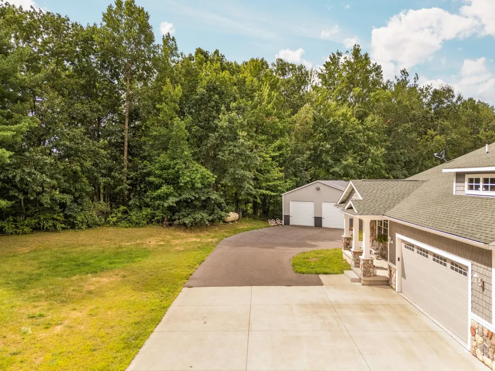 2229 S Loxley Road Roscommon Township, MI 48629