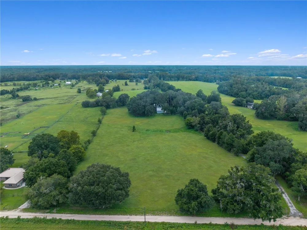 22118 OLD PROVIDENCE ROAD Alachua, FL 32615