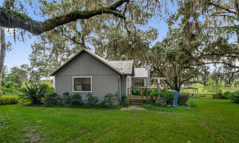 22118 OLD PROVIDENCE ROAD Alachua, FL 32615
