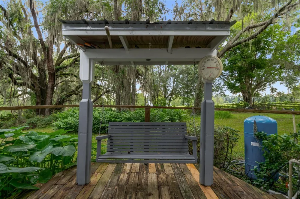 22118 OLD PROVIDENCE ROAD Alachua, FL 32615
