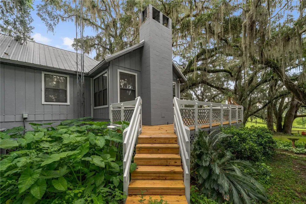 22118 OLD PROVIDENCE ROAD Alachua, FL 32615