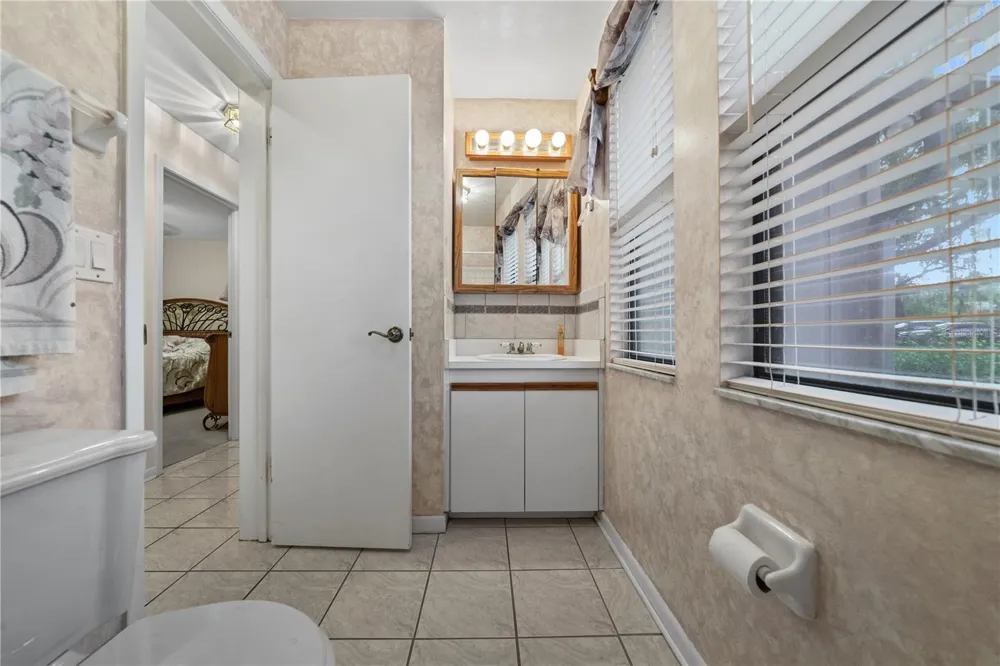 22118 OLD PROVIDENCE ROAD Alachua, FL 32615