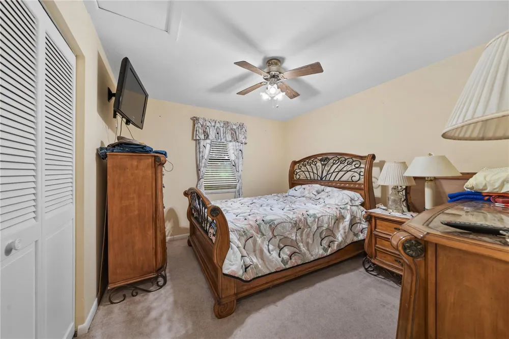22118 OLD PROVIDENCE ROAD Alachua, FL 32615