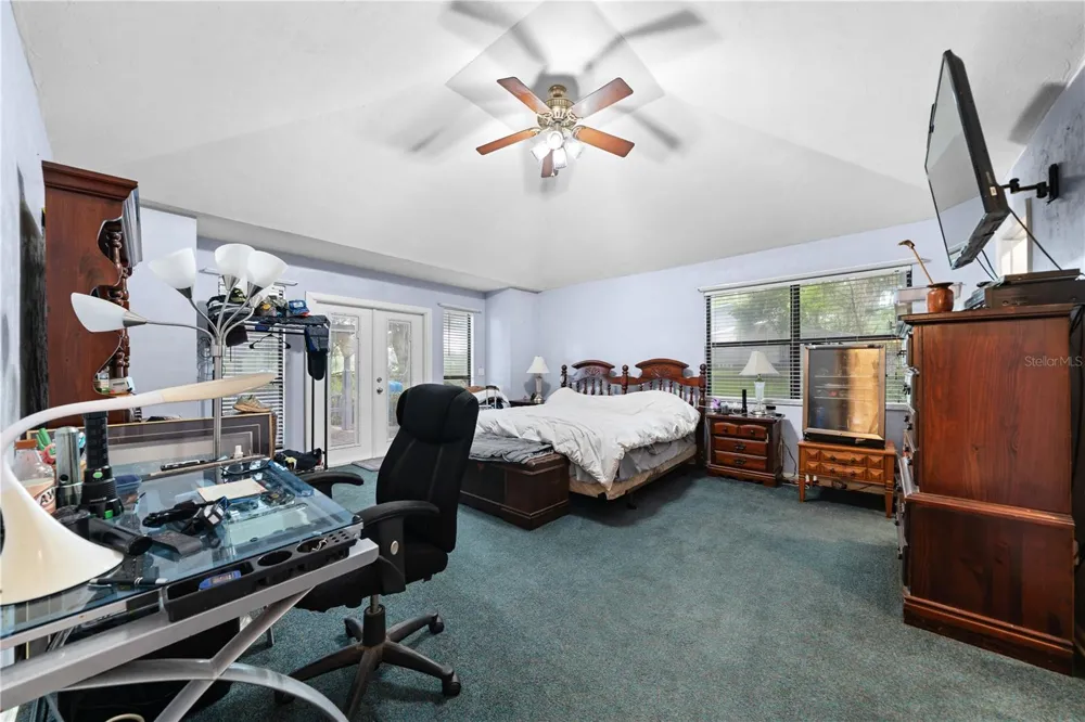 22118 OLD PROVIDENCE ROAD Alachua, FL 32615