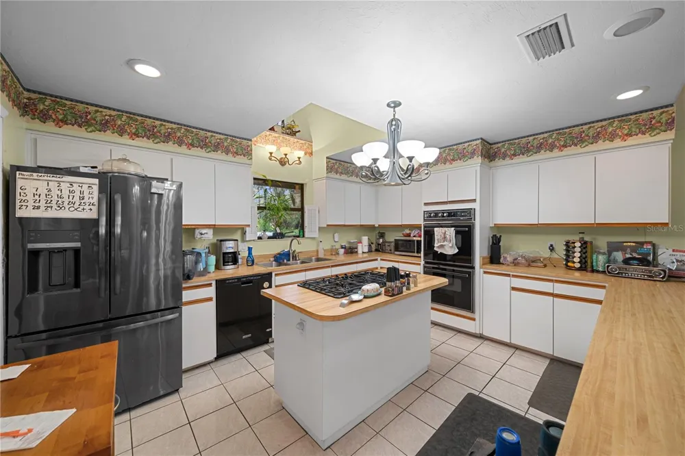 22118 OLD PROVIDENCE ROAD Alachua, FL 32615
