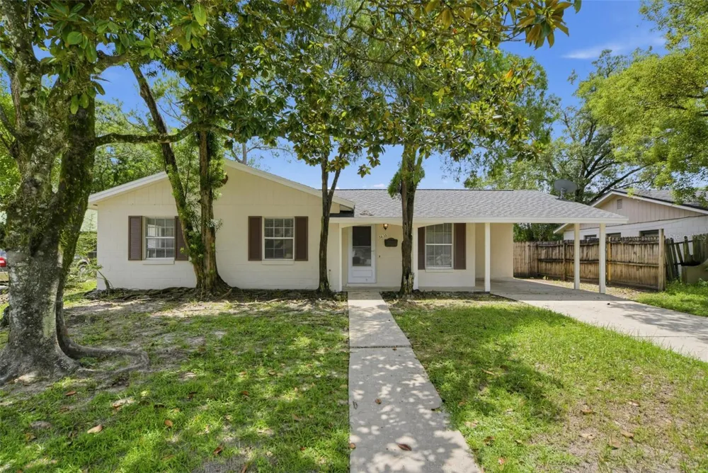 5635 STULL AVENUE Orlando, FL 32810
