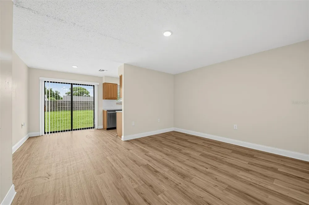 5635 STULL AVENUE Orlando, FL 32810