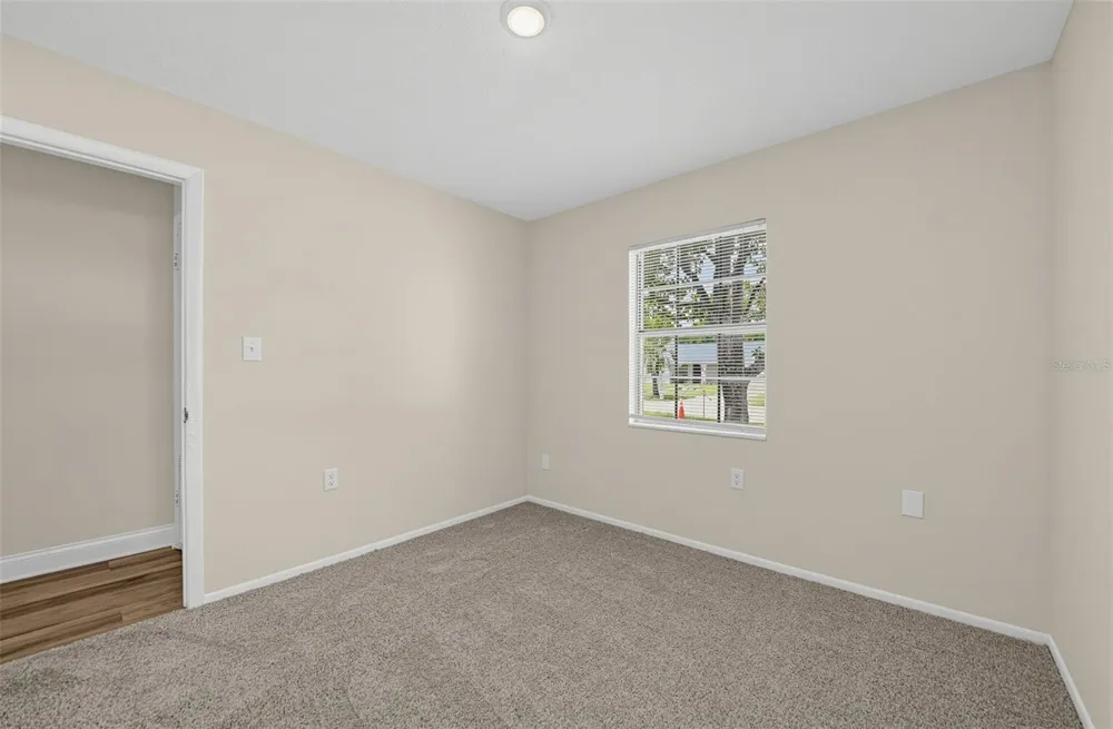 5635 STULL AVENUE Orlando, FL 32810