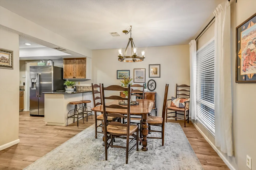 10909 Rustic Manor Lane Austin, TX 78750