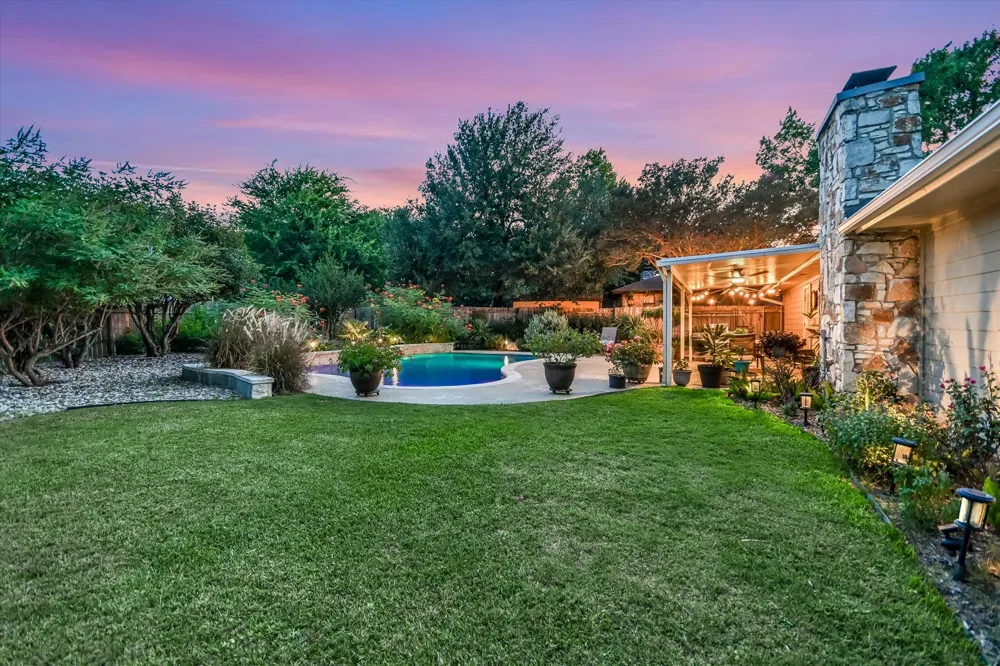 10909 Rustic Manor Lane Austin, TX 78750