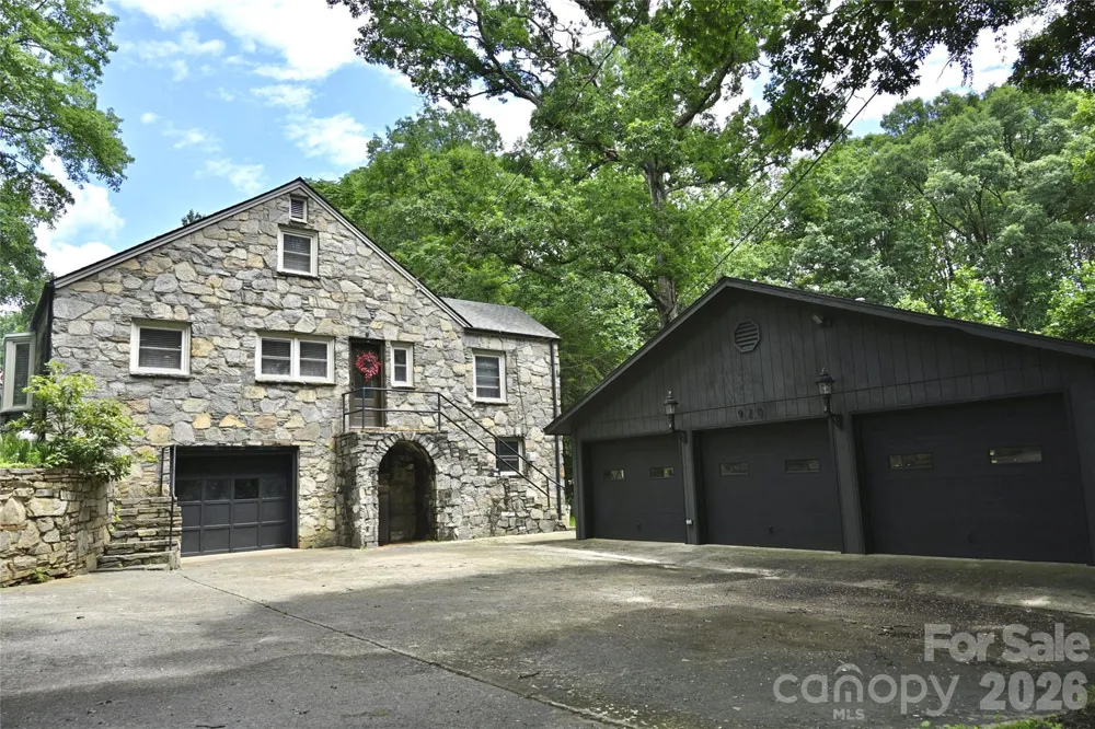 920 Sand Hill Road Asheville, NC 28806