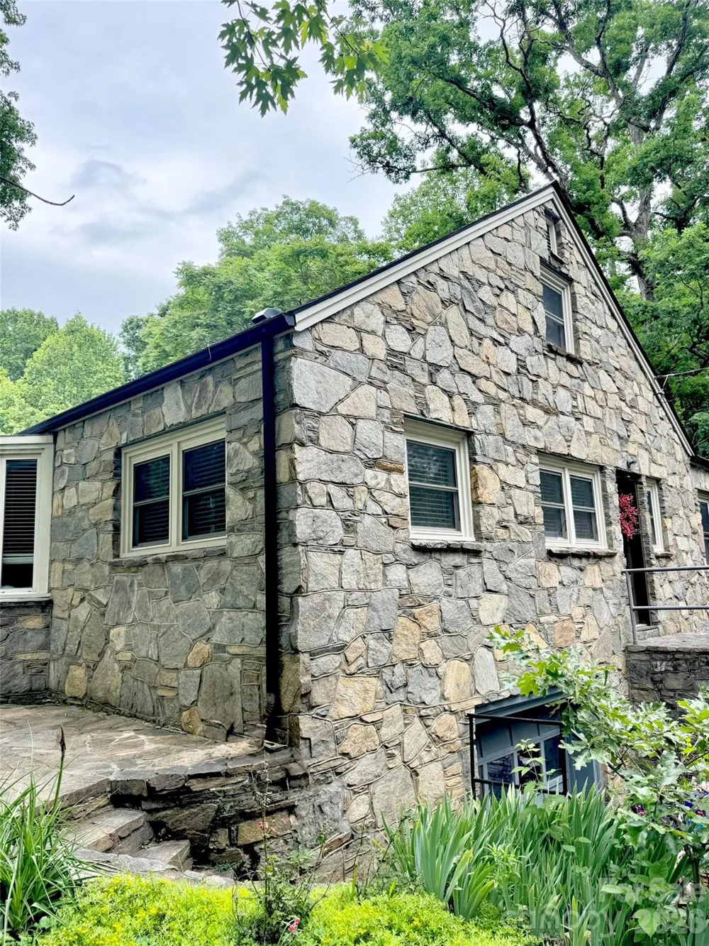 920 Sand Hill Road Asheville, NC 28806
