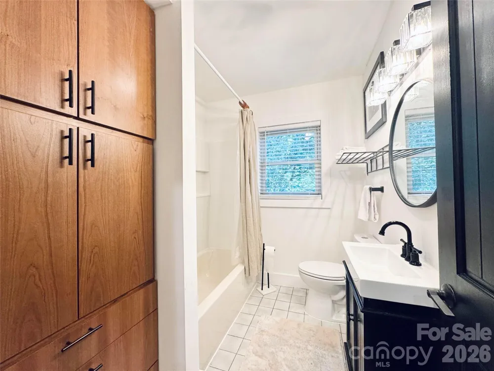 920 Sand Hill Road Asheville, NC 28806