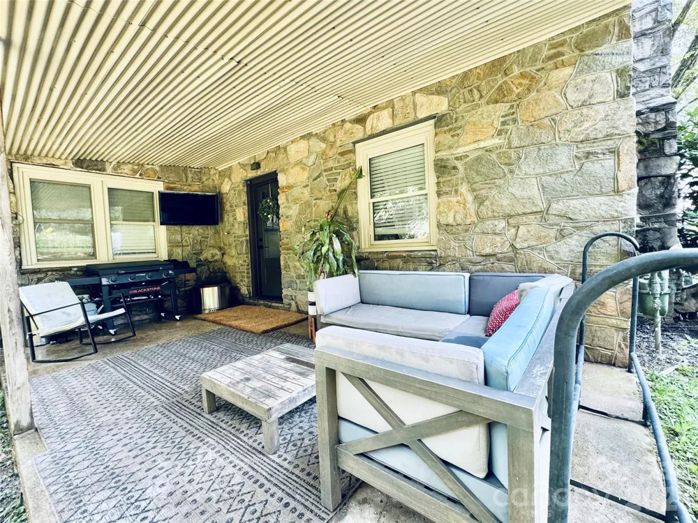 920 Sand Hill Road Asheville, NC 28806