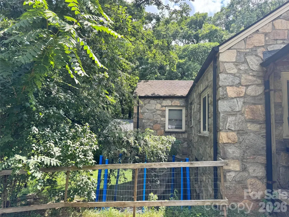 920 Sand Hill Road Asheville, NC 28806