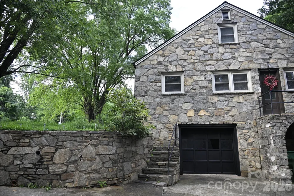 920 Sand Hill Road Asheville, NC 28806
