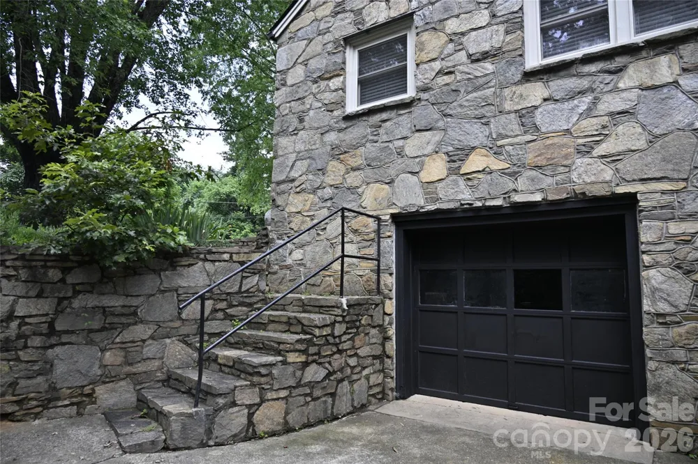 920 Sand Hill Road Asheville, NC 28806
