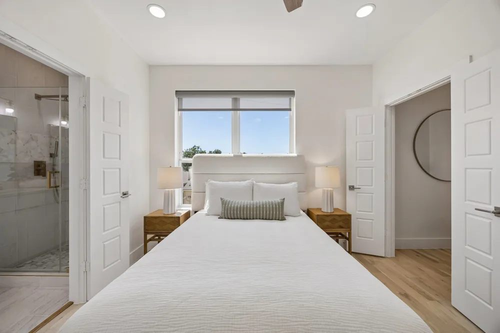 1917 Landon Lane Dallas, TX 75204