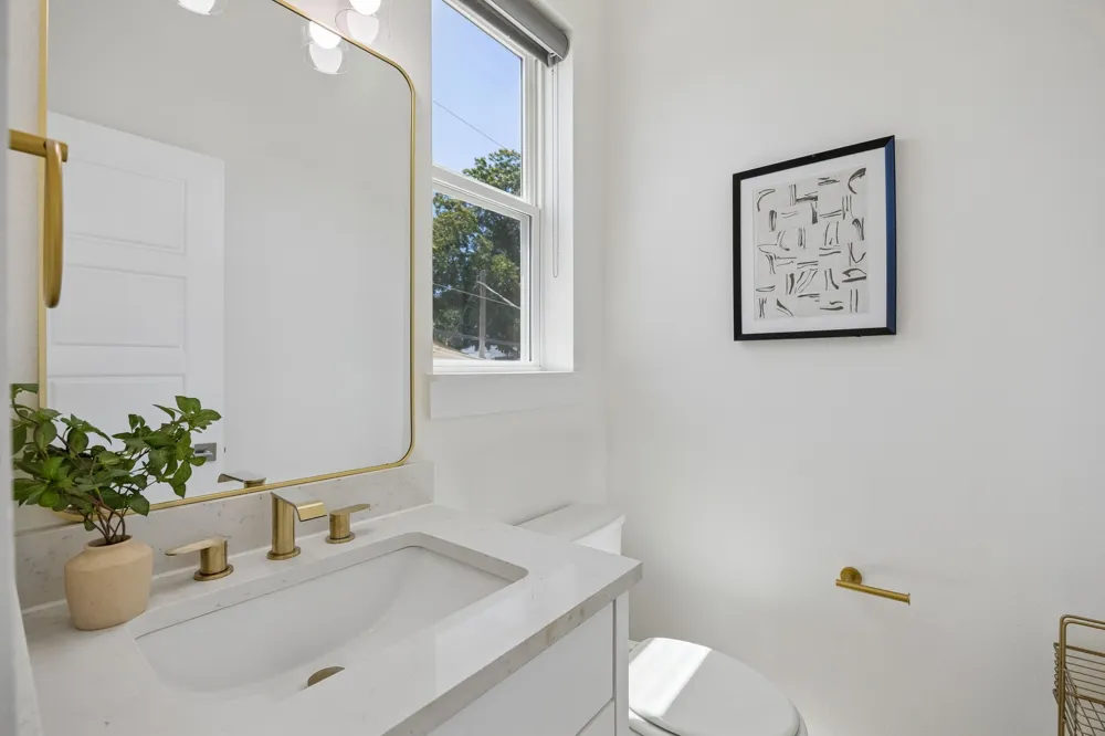 1917 Landon Lane Dallas, TX 75204