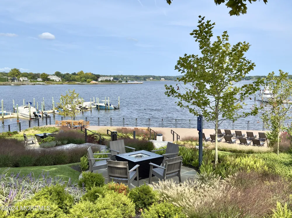 122 Bodman Place #5E Red Bank, NJ 07701