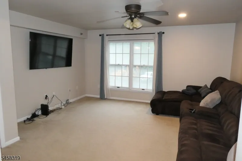 6 Oak St Rockaway, NJ 07866