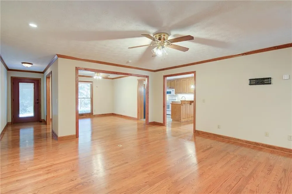 111 Henderson Lake Drive Canton, GA 30115