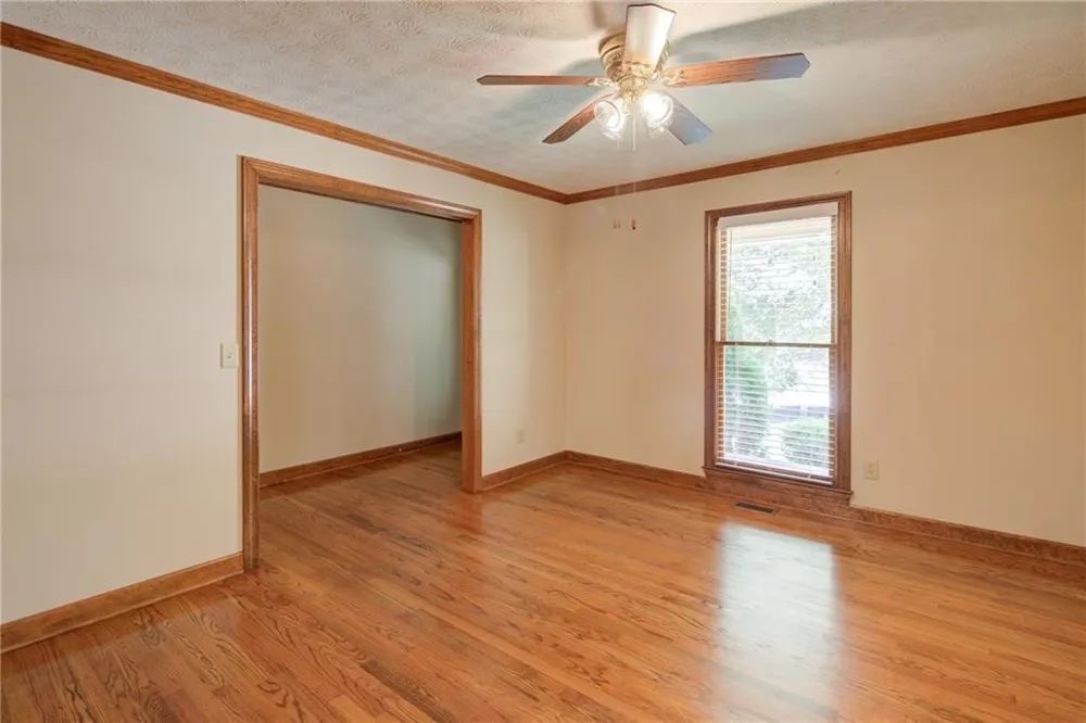 111 Henderson Lake Drive Canton, GA 30115