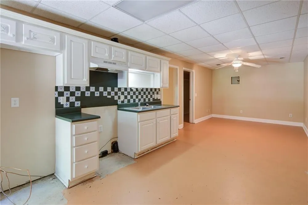 111 Henderson Lake Drive Canton, GA 30115