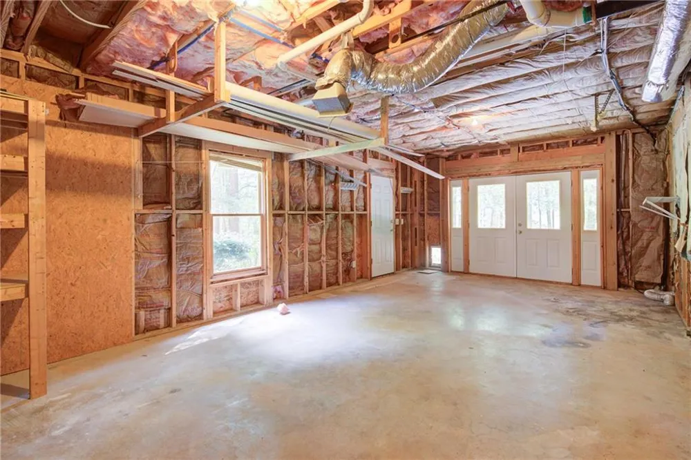 111 Henderson Lake Drive Canton, GA 30115