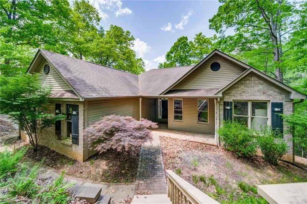 122 Douglas Fir Drive Waleska, GA 30183
