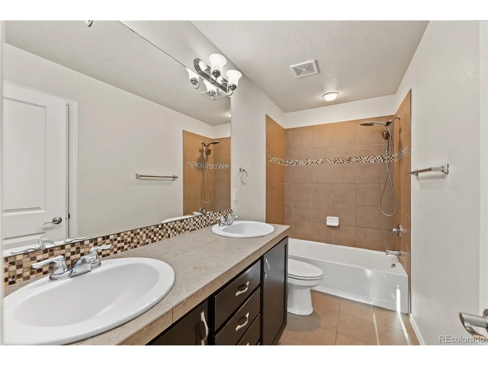 1818 Aspen Meadows Circle Denver, CO 80260