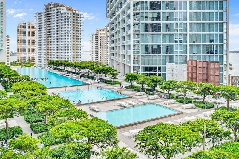 485 Brickell Ave #1711 Miami, FL 33131