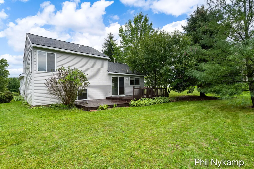 3431 Clear View Drive Holland, MI 49424